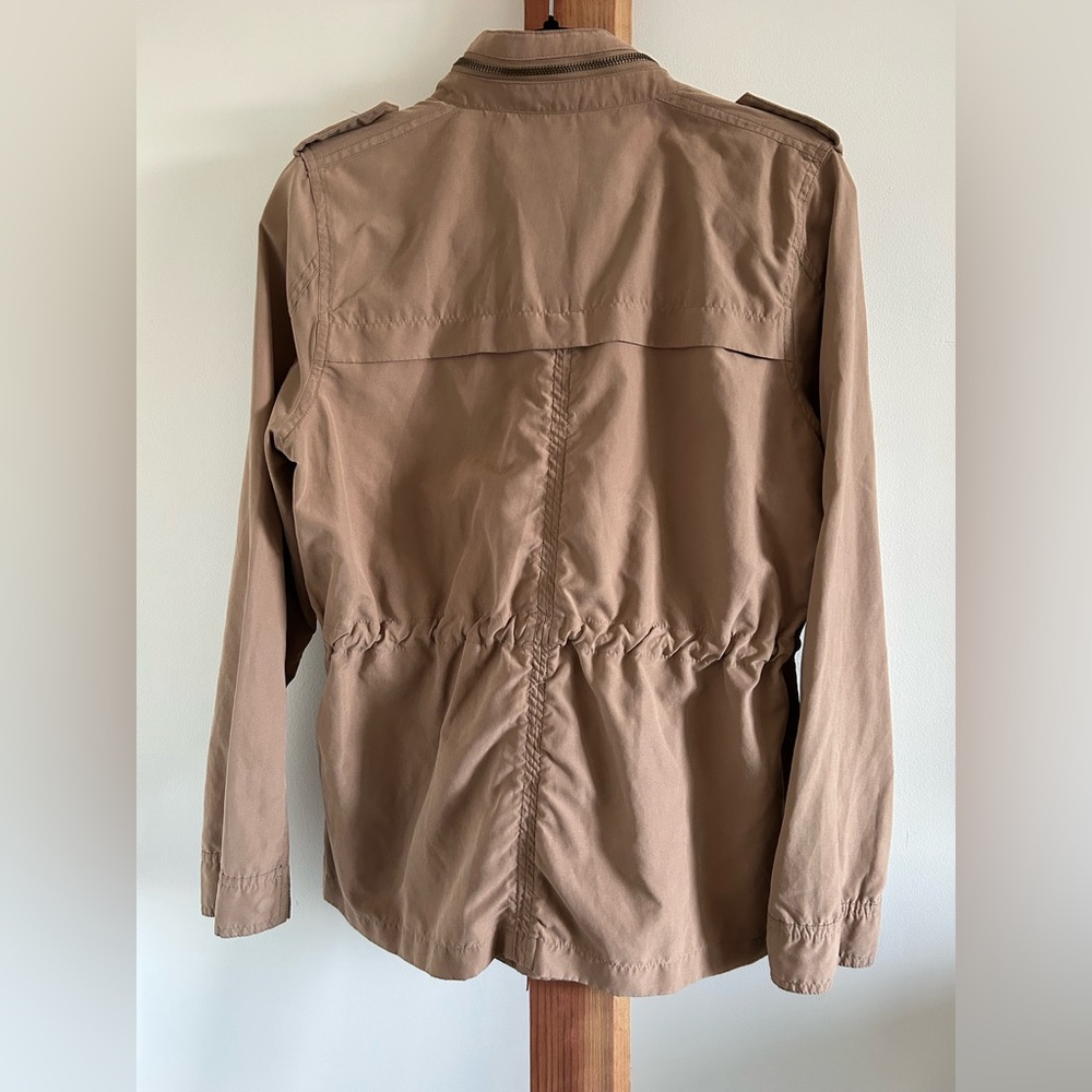 Love Tree Beige Drawstring Waist Flap Pockets Outerwear Jacket Women's Size L - Picture 3 of 7